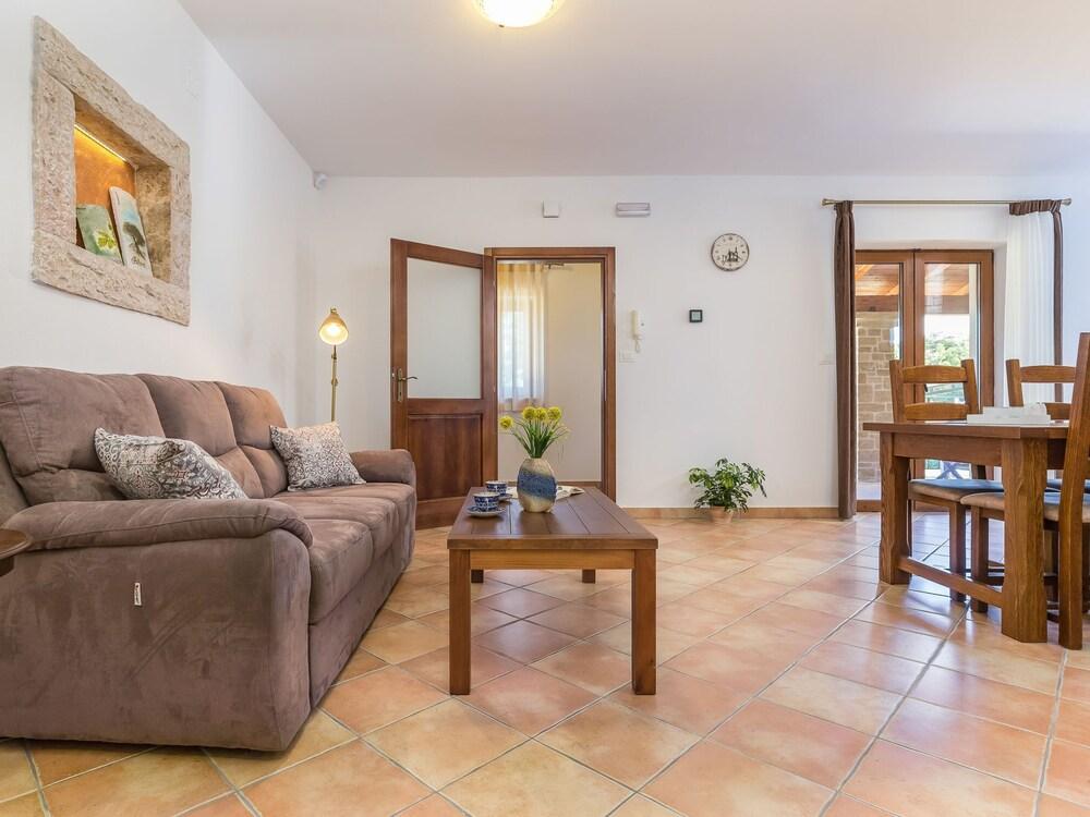 Villa Elida Heki in Heki