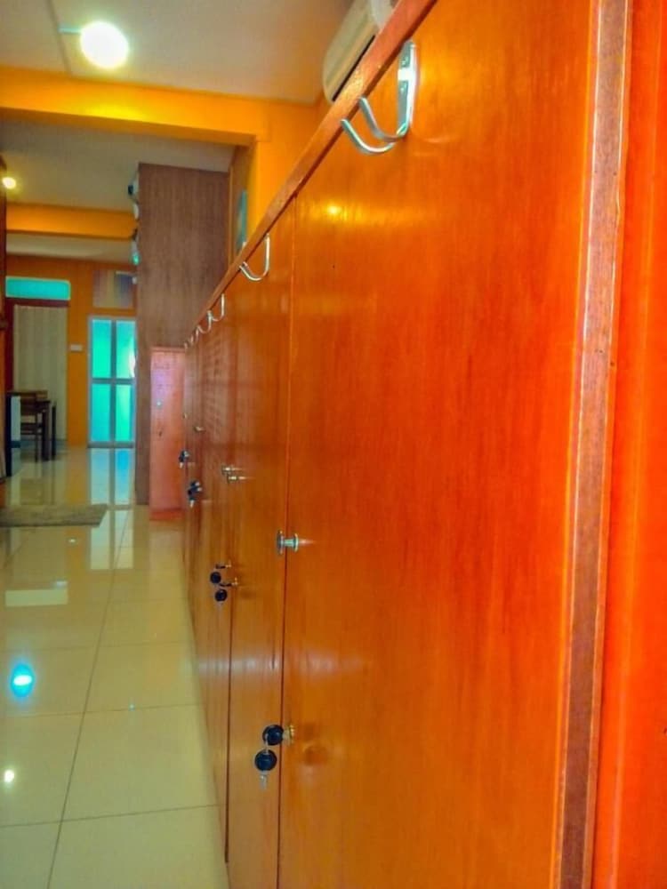 THE CENTURY RESIDENCE HOTEL