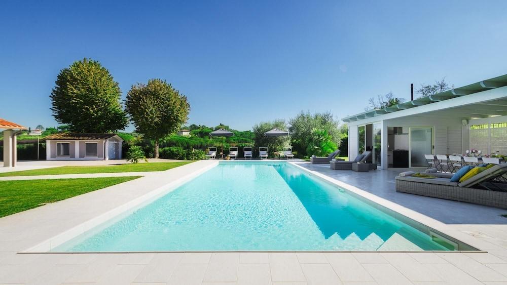 Villa Edoardo 9 in Crespina Lorenzana