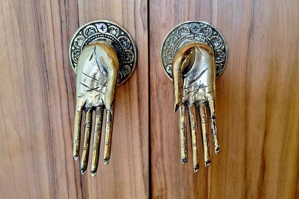 Uluwatu Sunset Hills