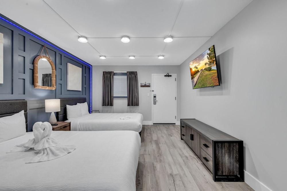 Breakers Tower 1BR Oceanfront Condo