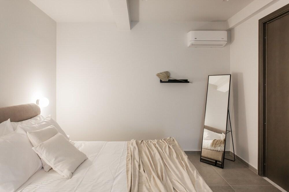 Marvelous 2BR Apartments with balcony