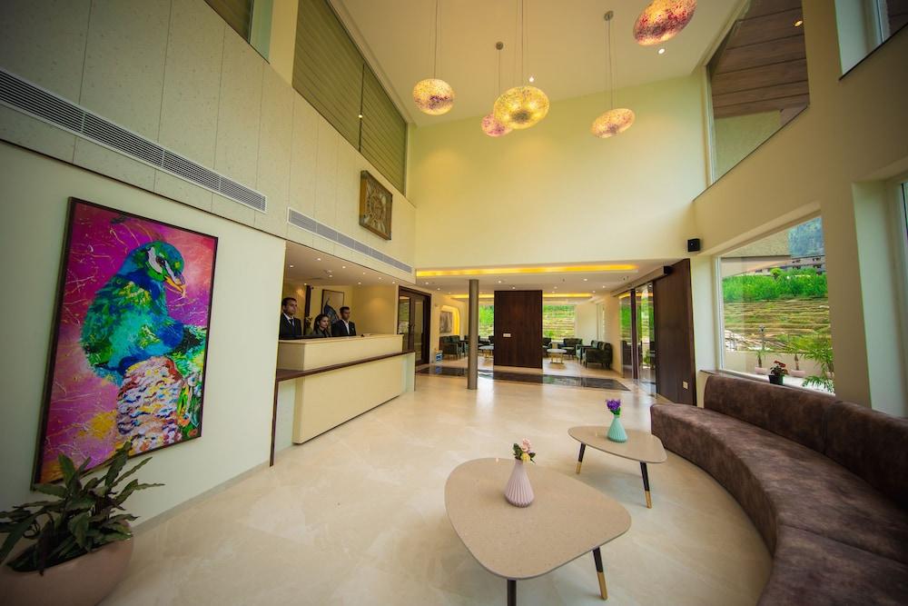 Justa Grand View Resort & Spa, Manali