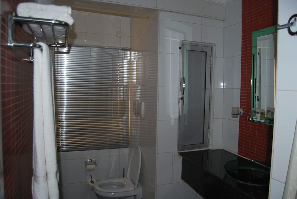 Beni Apartments & Suites