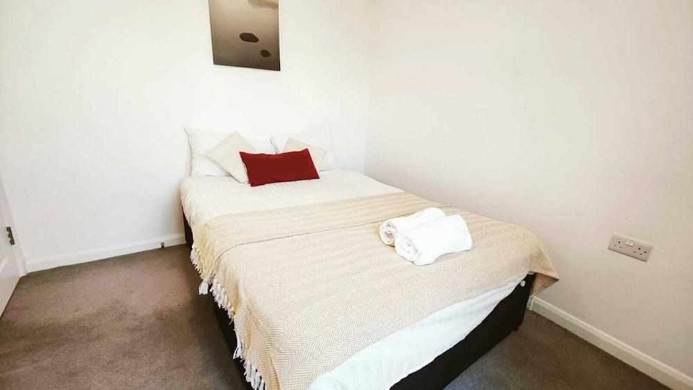 Aldgate Flats in E1.