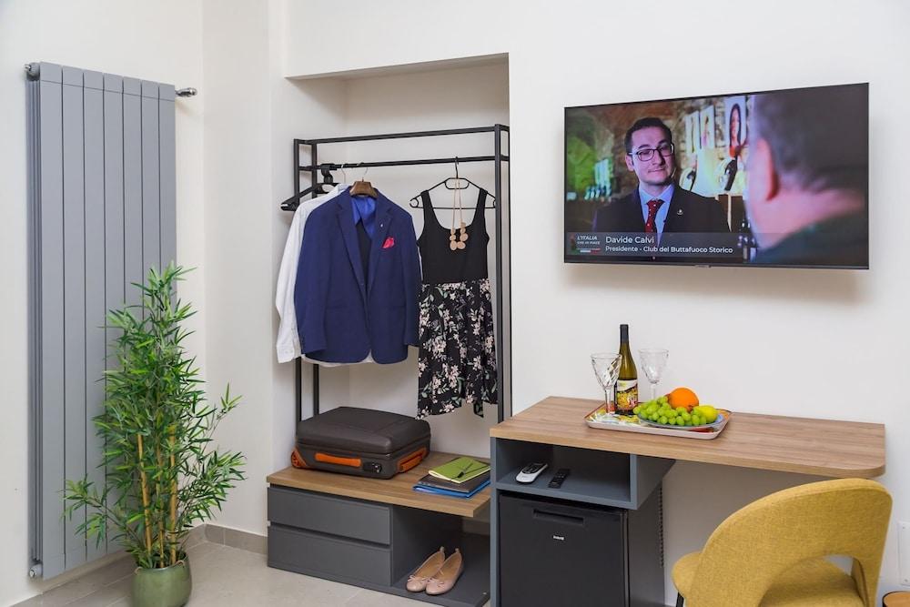 Macramé Suites & Rooms