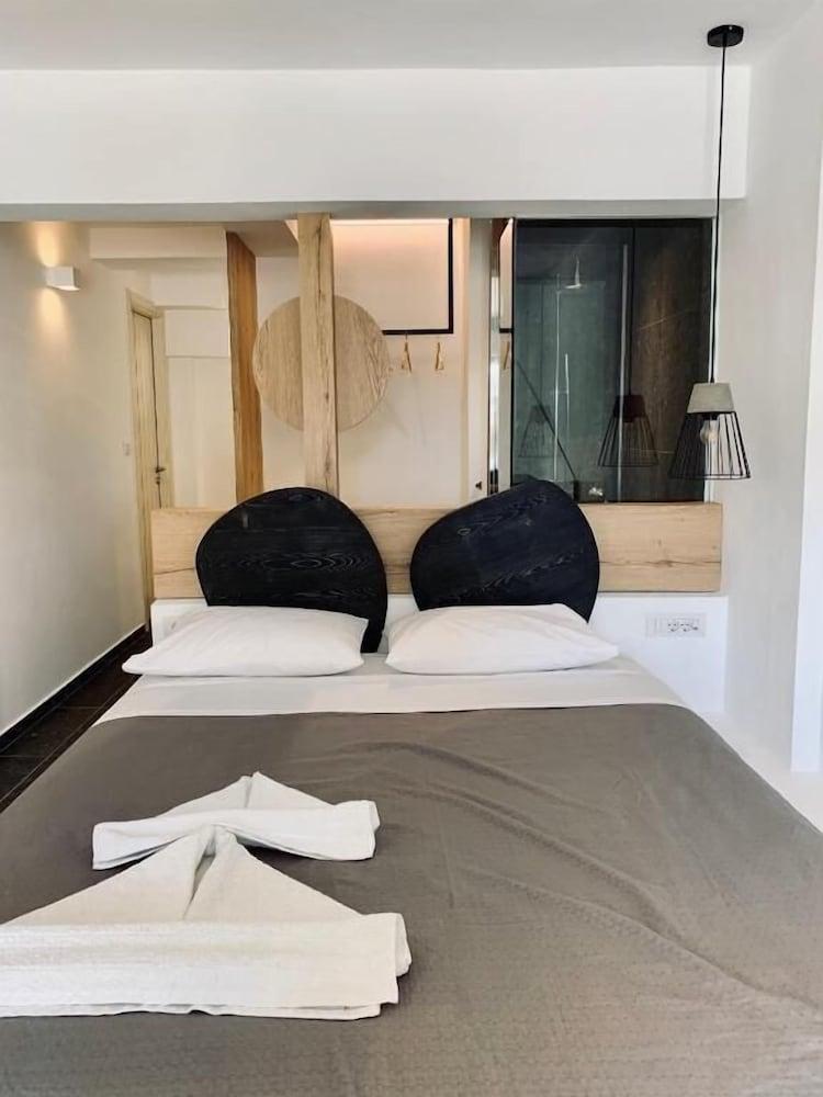 Alidian Bay Suites Leros