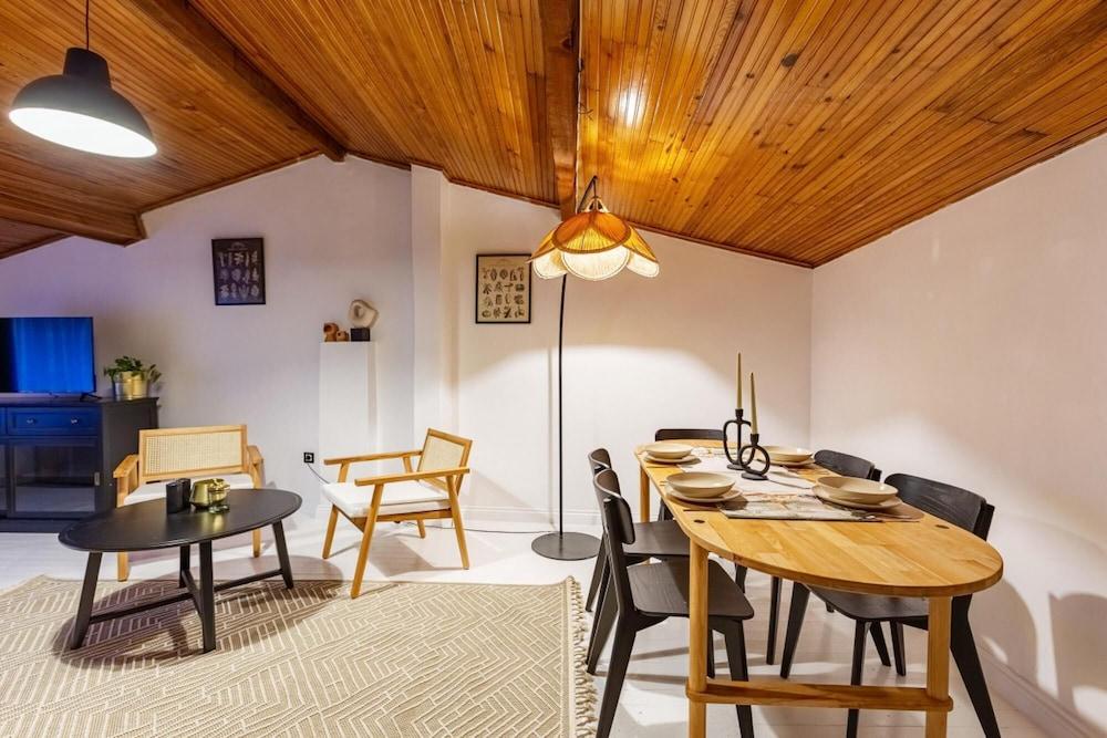 Central Flat Near Taksim Square in Sisli