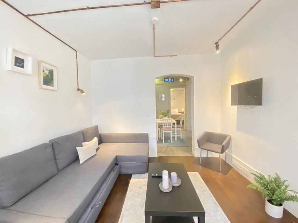 Missafir Spectacular and Central Flat in Beyoglu