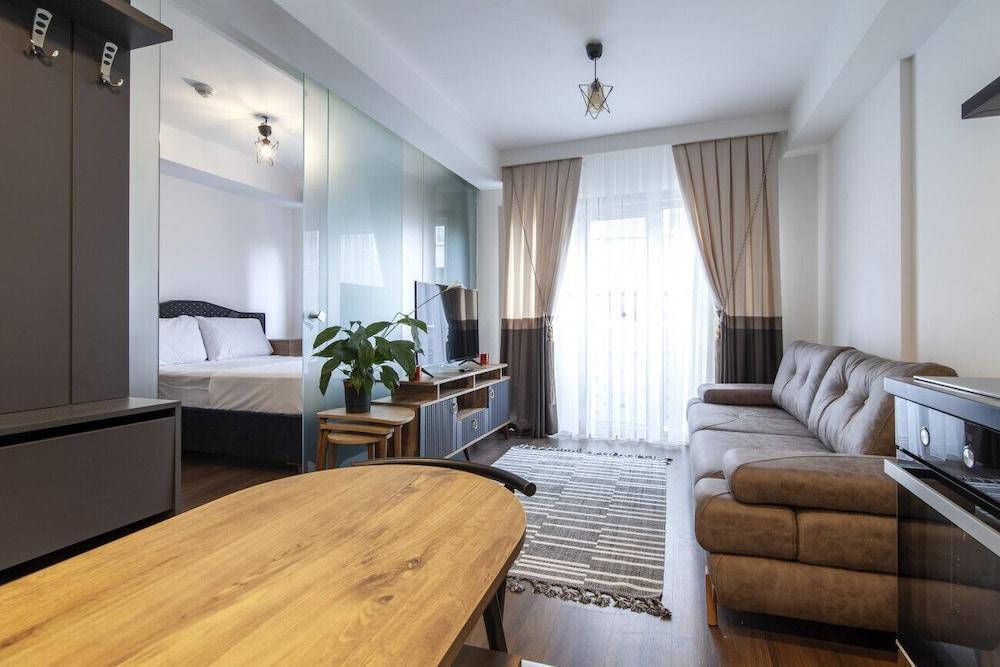 Residence Flat With Excellent Location in Sisli