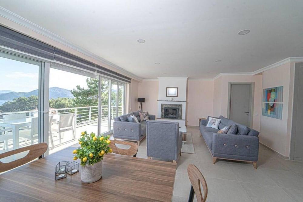 Lovely Duplex With Amazing View in Gocek