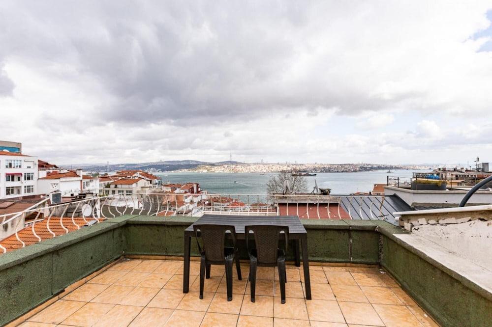 Cozy Flat With Dreamy Bosphorus View in Beyoglu
