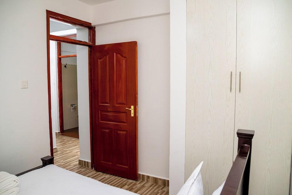 Santorina Home Suites