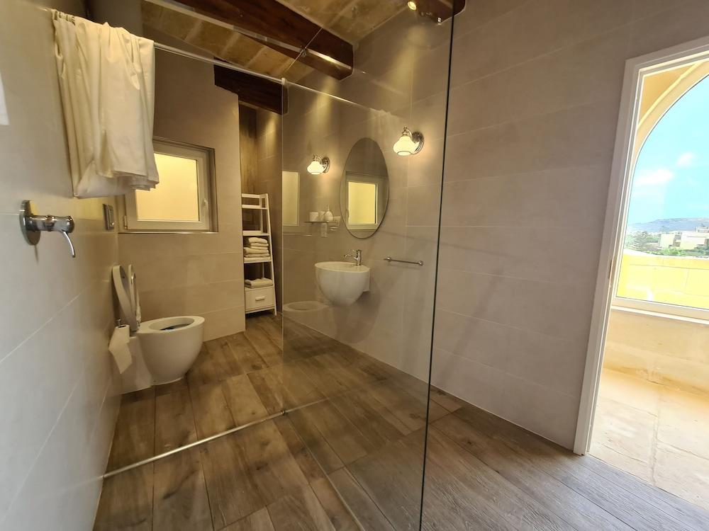 Farmhouse Villa in Gozo With Large Pool & Garden