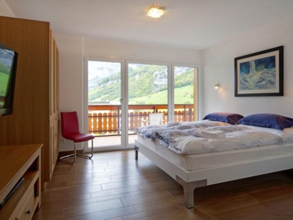 Ambassador B11 Leukerbad