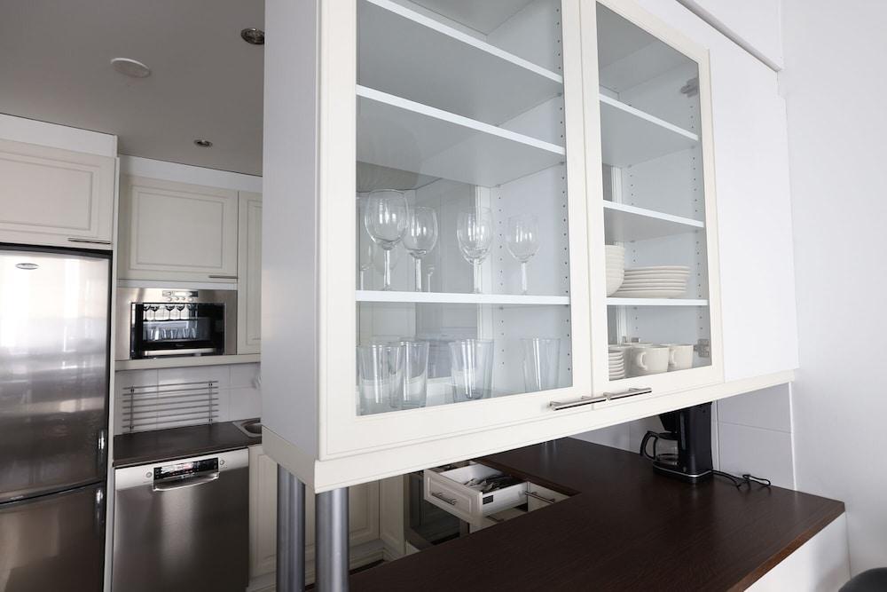 2ndhomes Bright 1BR Home in Kamppi