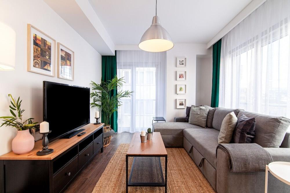 Modern Flat in Sisli With Central Location