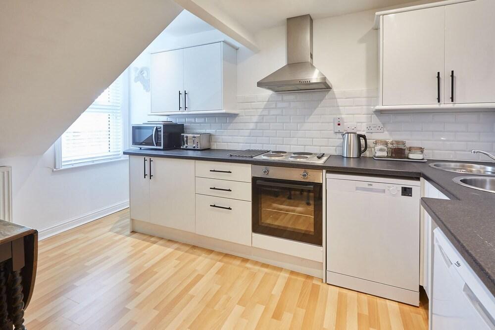 Host Stay Mindello Loft Apartment