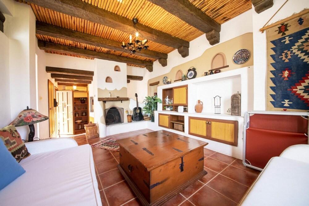 Villa With Shared Pool and Backyard in Bodrum