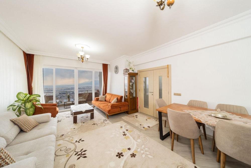 Apartment With Panoramic City View in Kepez