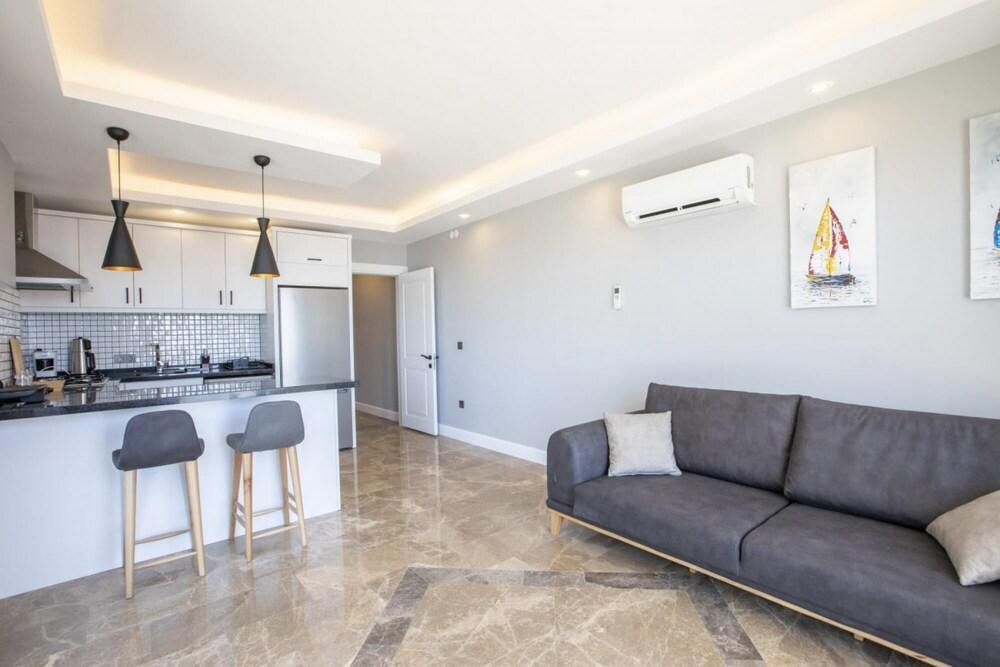 Luxury Flat With Infinity Pool in Kas