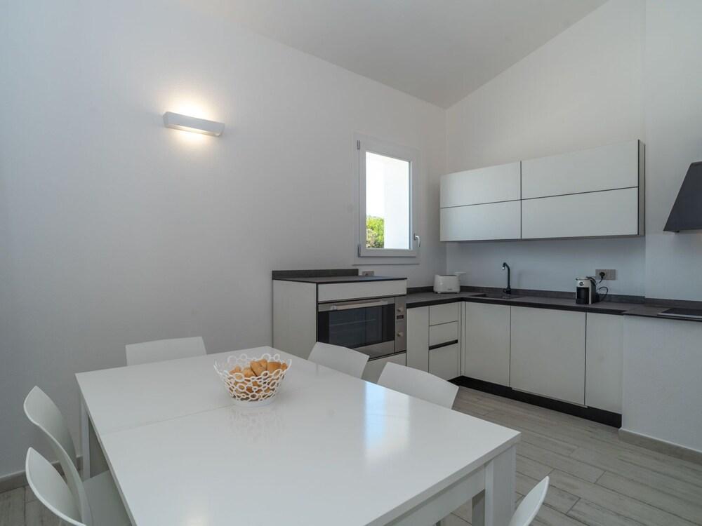 Chicca Li Junchi in Li Junchi