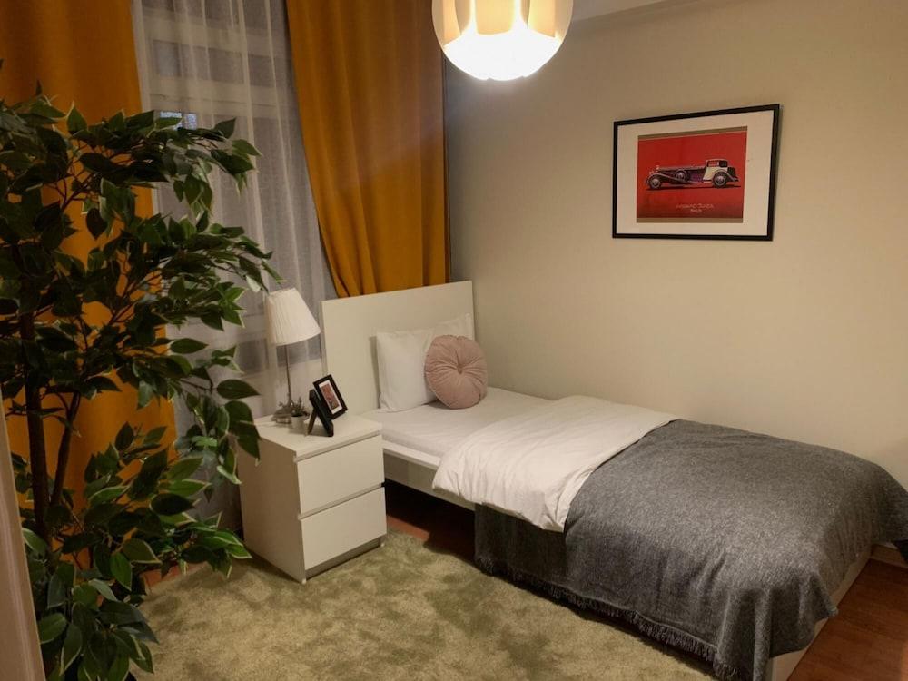 Central and Convenient Flat in Sisli