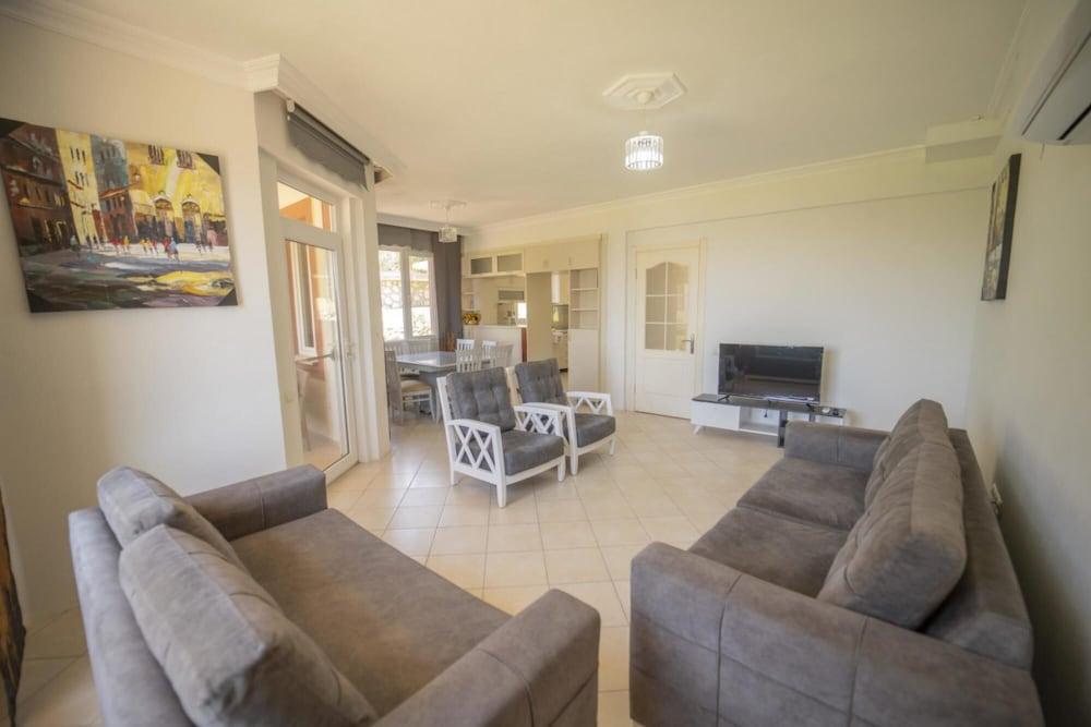 Villa With Shared Pool and Sea View in Seydikemer