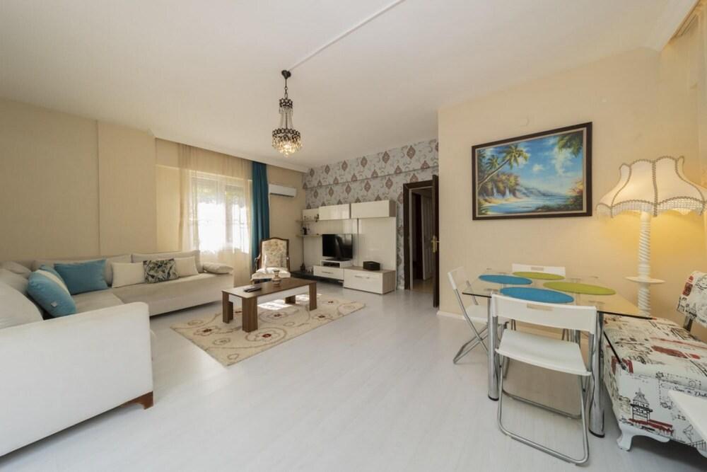 Flat With Backyard 600 m to Duden Waterfalls