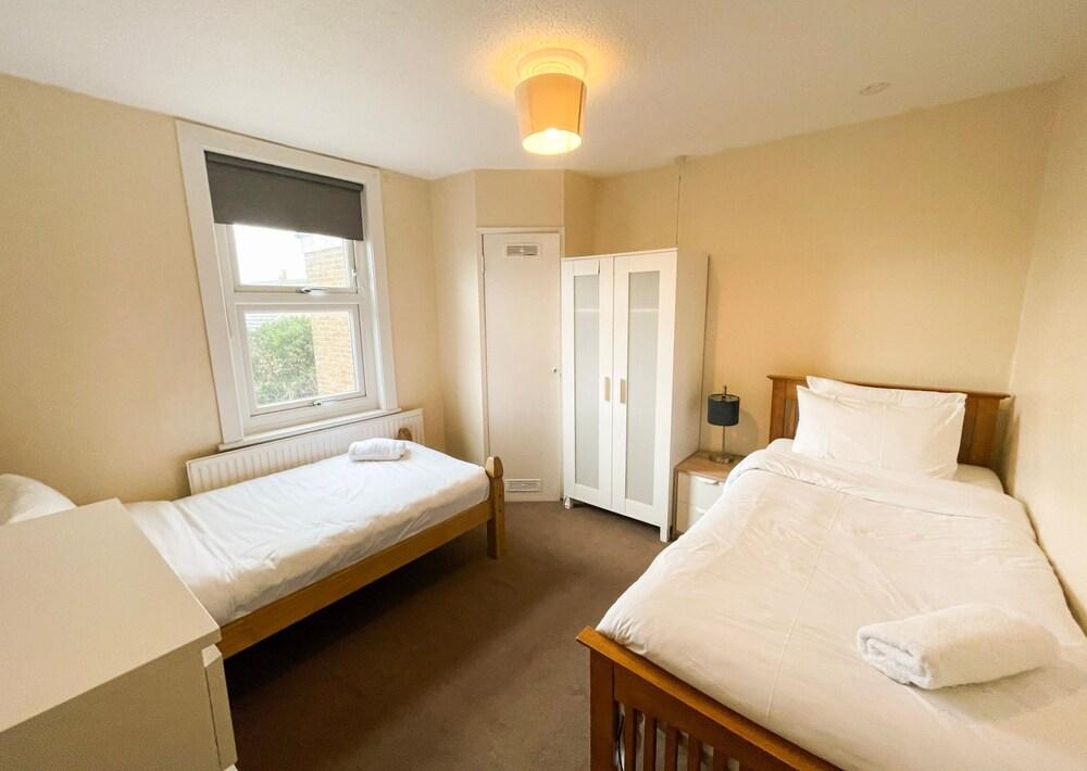 Gorgeous Hideaway by Kasar Stays