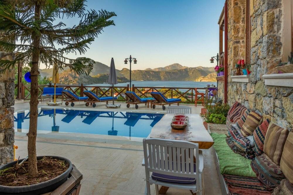Charming Room With Mesmerizing View in Selimiye