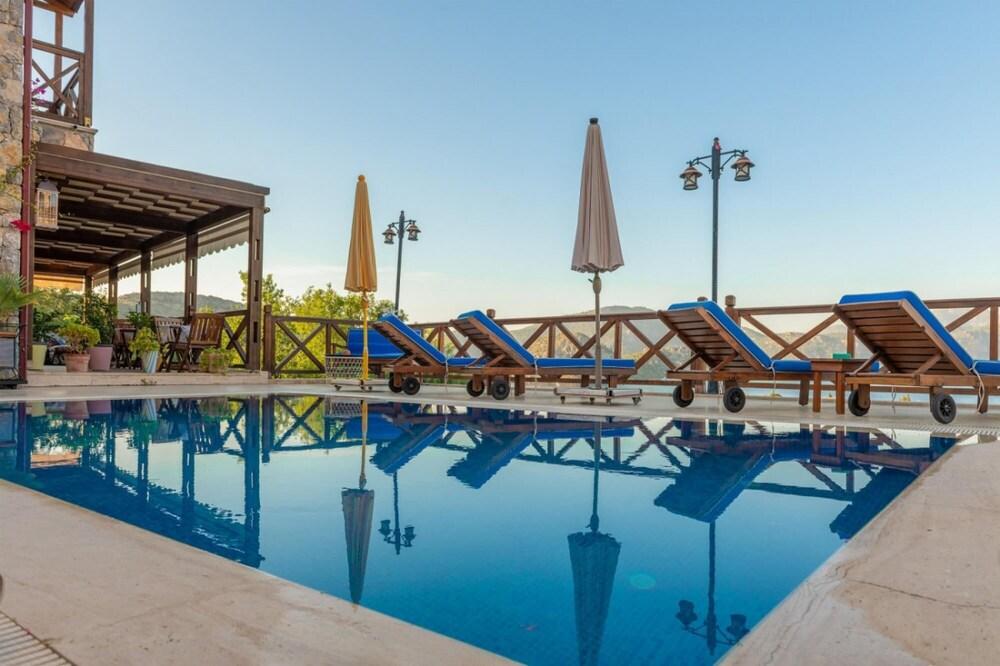 Superb Room With Mesmerizing View in Selimiye