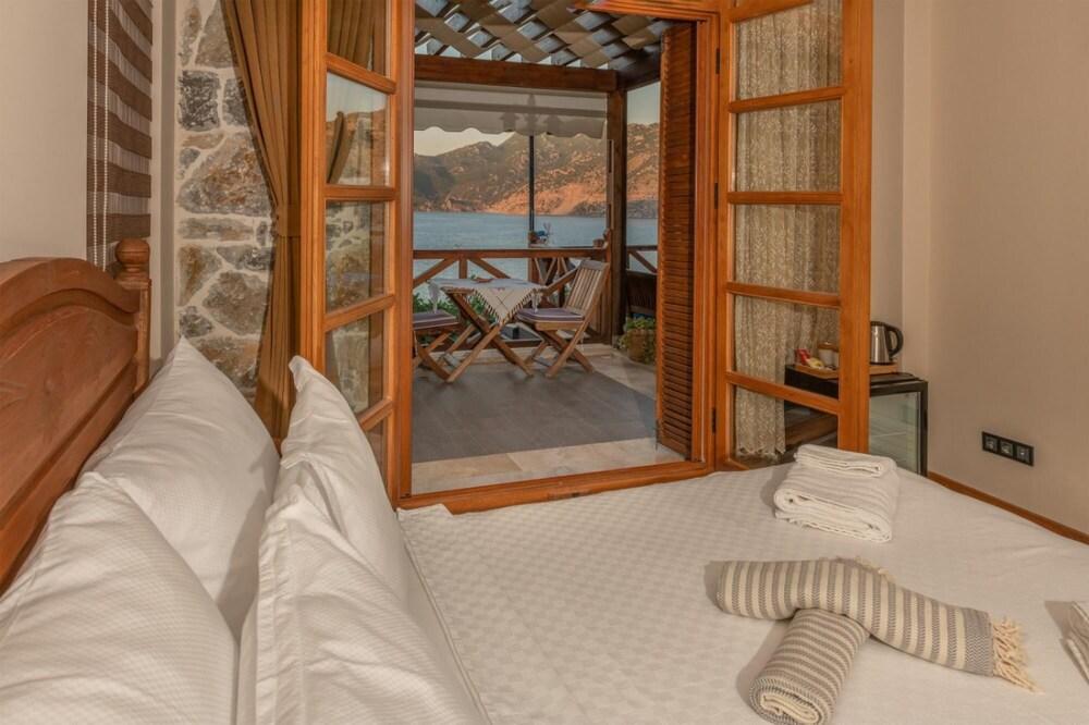 Superb Room With Mesmerizing View in Selimiye