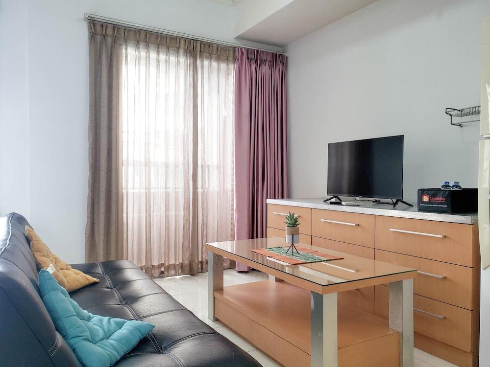 Nice Studio At Marina Ancol Apartment