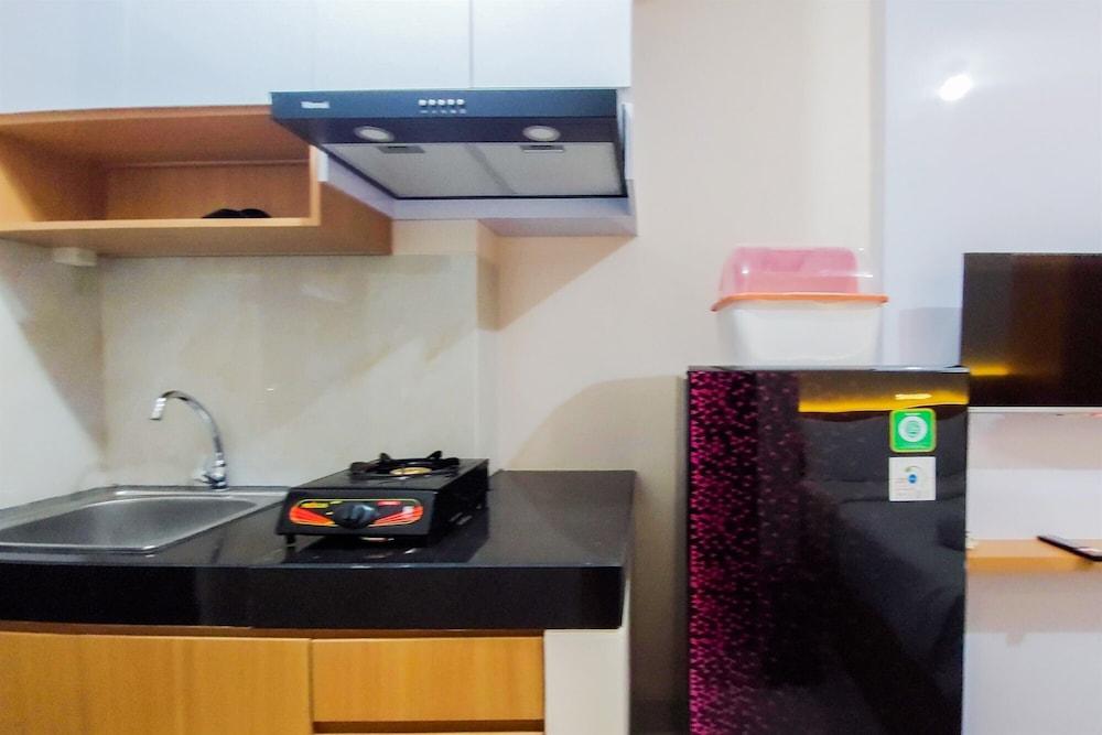 Comfy Studio At Serpong Garden Apartment