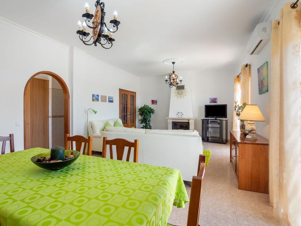 Para so Estoi in Estoi