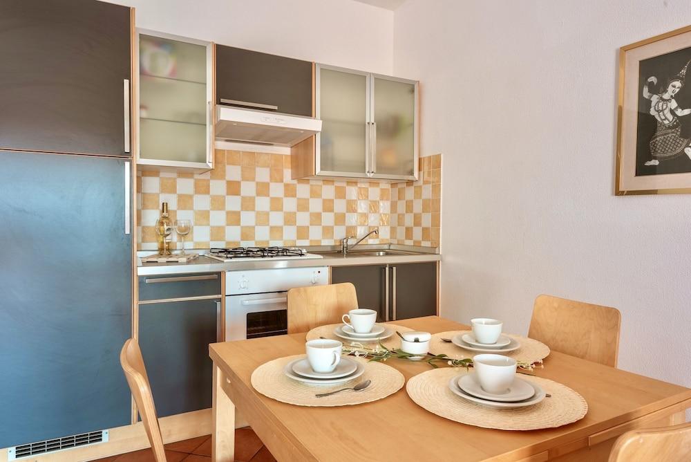 Residence con piscina a 300 mt dal mare