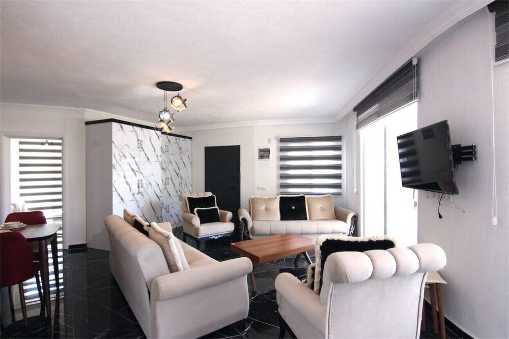Comfy Apartment in Islamlar With Balcony