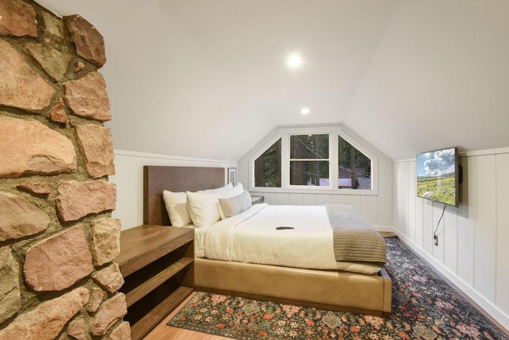 Modern Tahoe Treasure