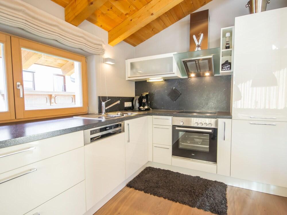 Lanner Axams in Axams