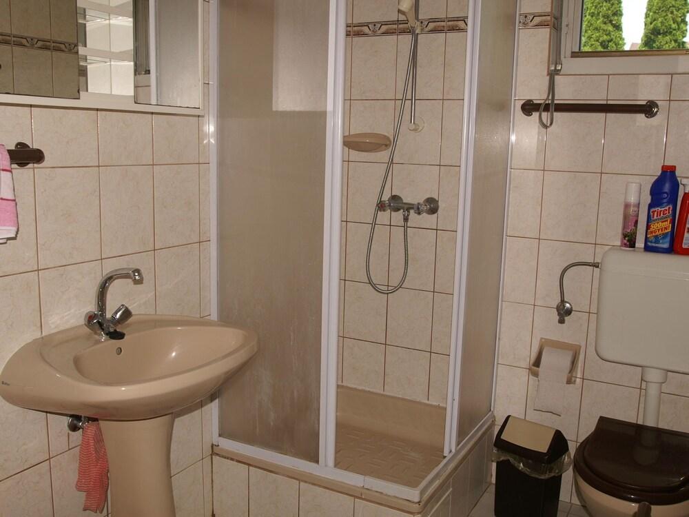 Vilma 2 Balatonm Riaf rd