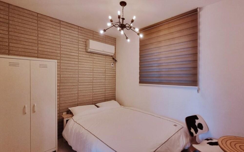 Suncheon Pension 702