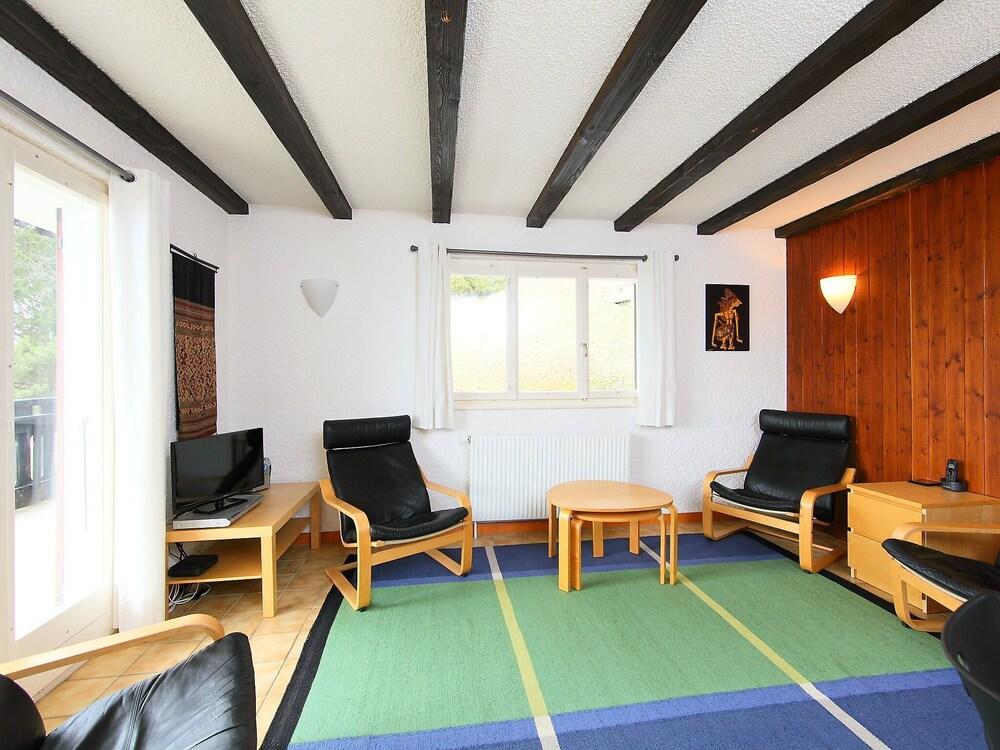 Regina C Ollon in Ollon