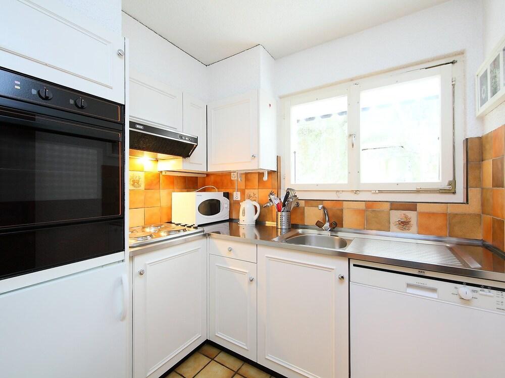 Regina C Ollon in Ollon