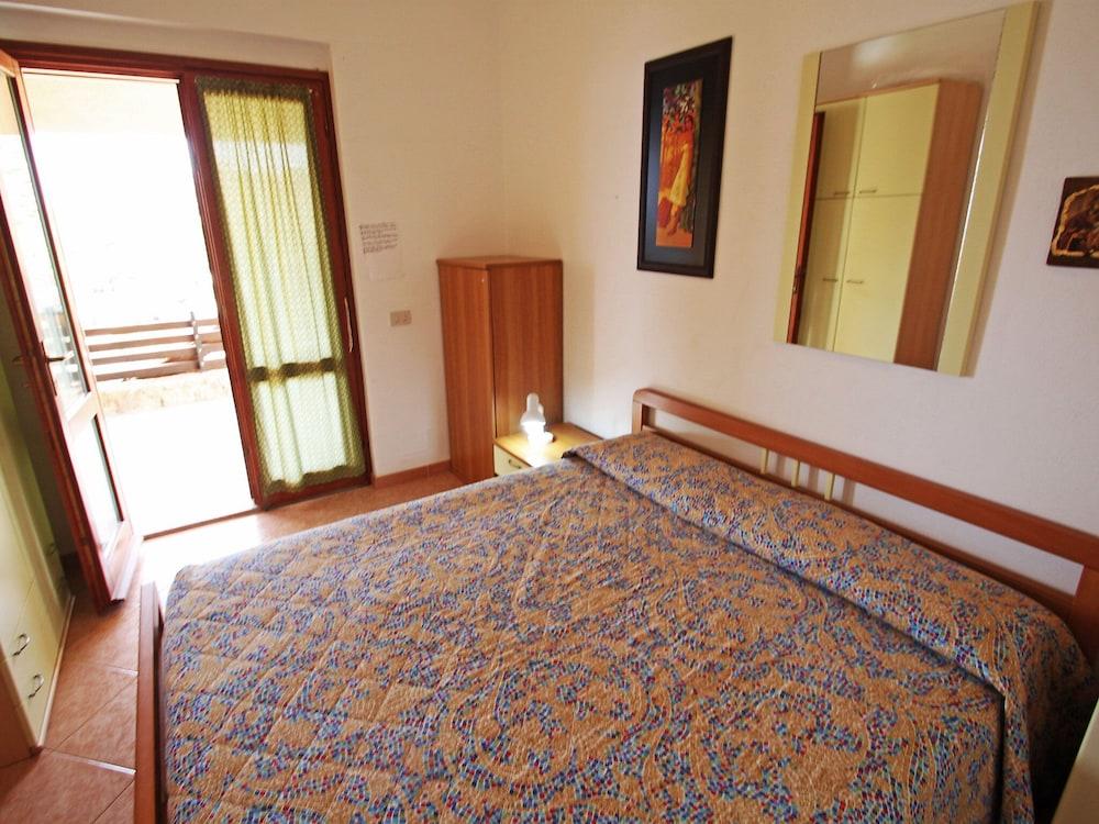 Gatti Costa Paradiso