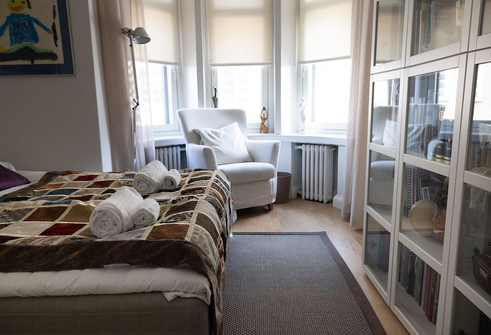 2ndhomes Beautiful 94m2 2BR Home w Sauna