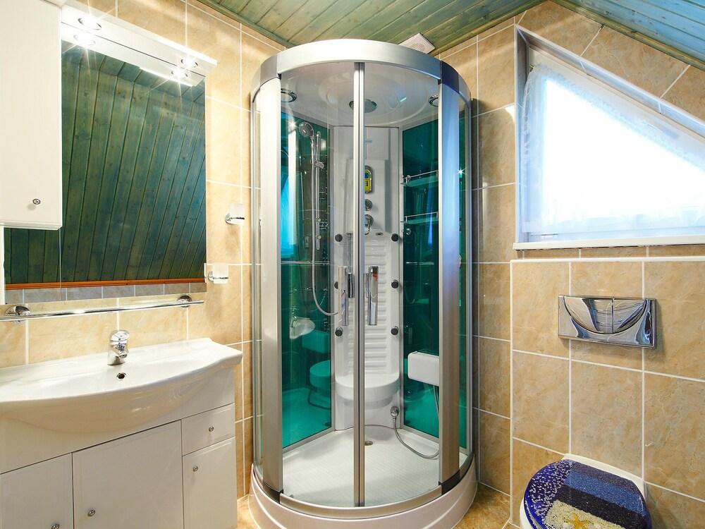 Villa Rosso Balatongy r k