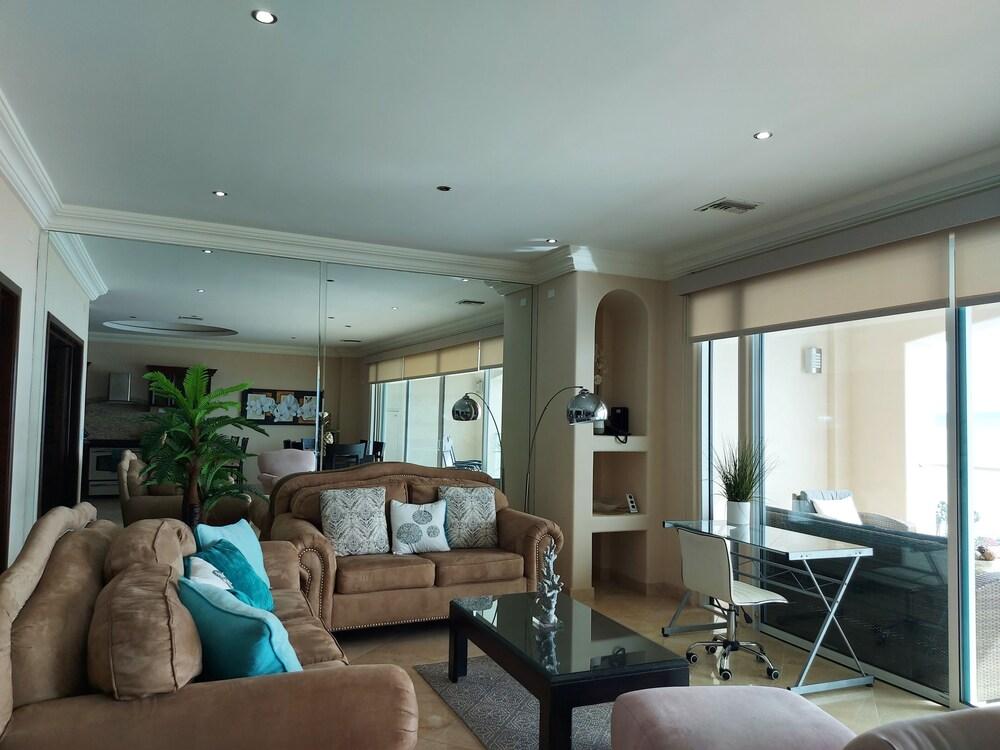 Ocean Front Condo Ocean View in Rosarito