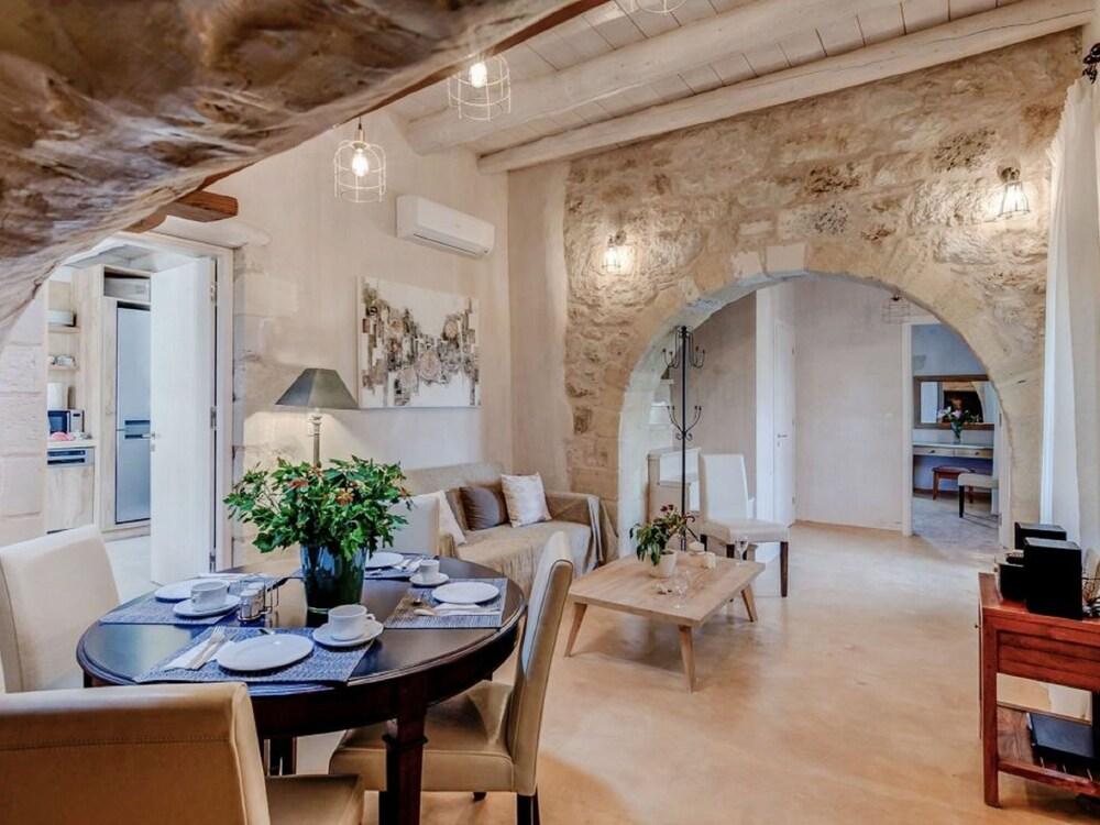 Kastellos Old House Kastellos