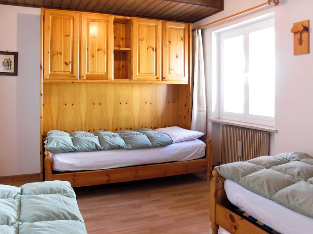 Mantina Moena in Moena